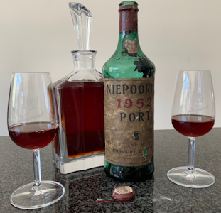 Niepoort 1952 Garrafeira